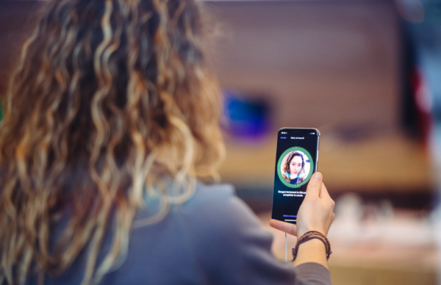 Apple-face-ID apple face id